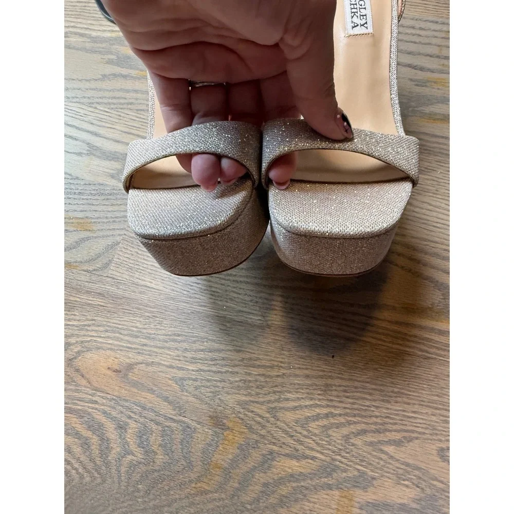 Badgley Mischka Gold Glitter Platform Block Heel Sandals 5.5 Champagne